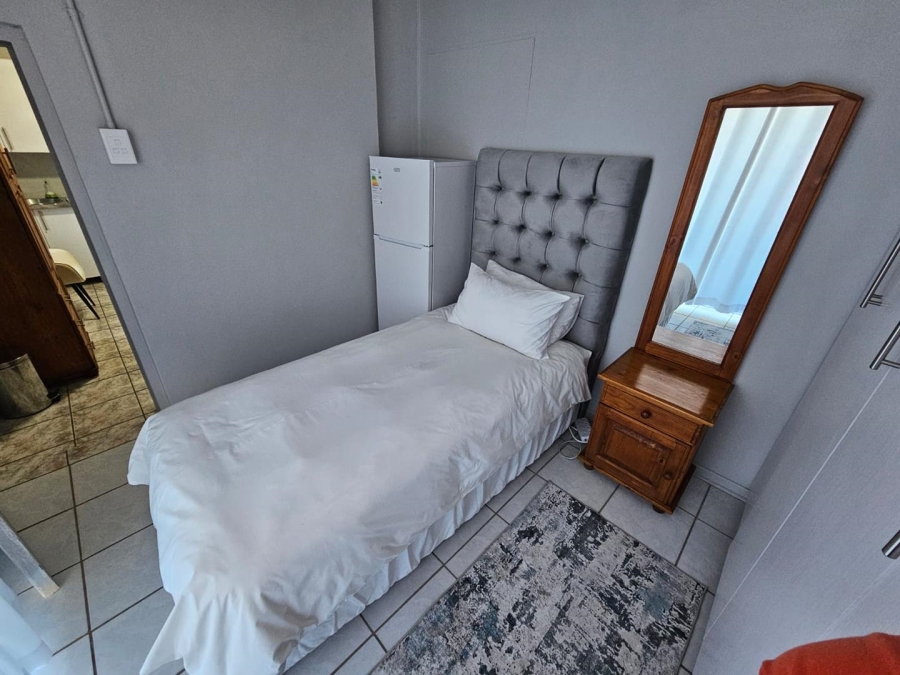 To Let 2 Bedroom Property for Rent in Hadison Park Northern Cape